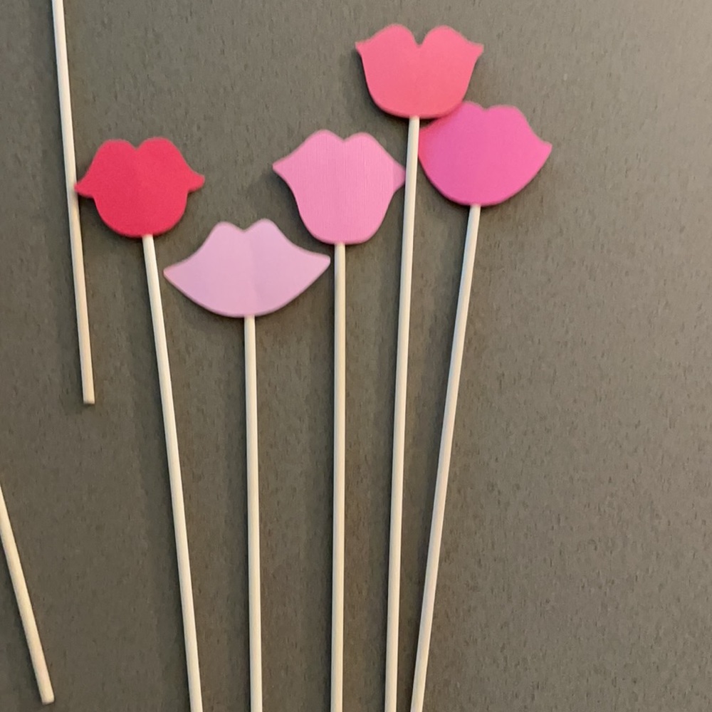 Photo Booth Props - Picture 10 of 16
